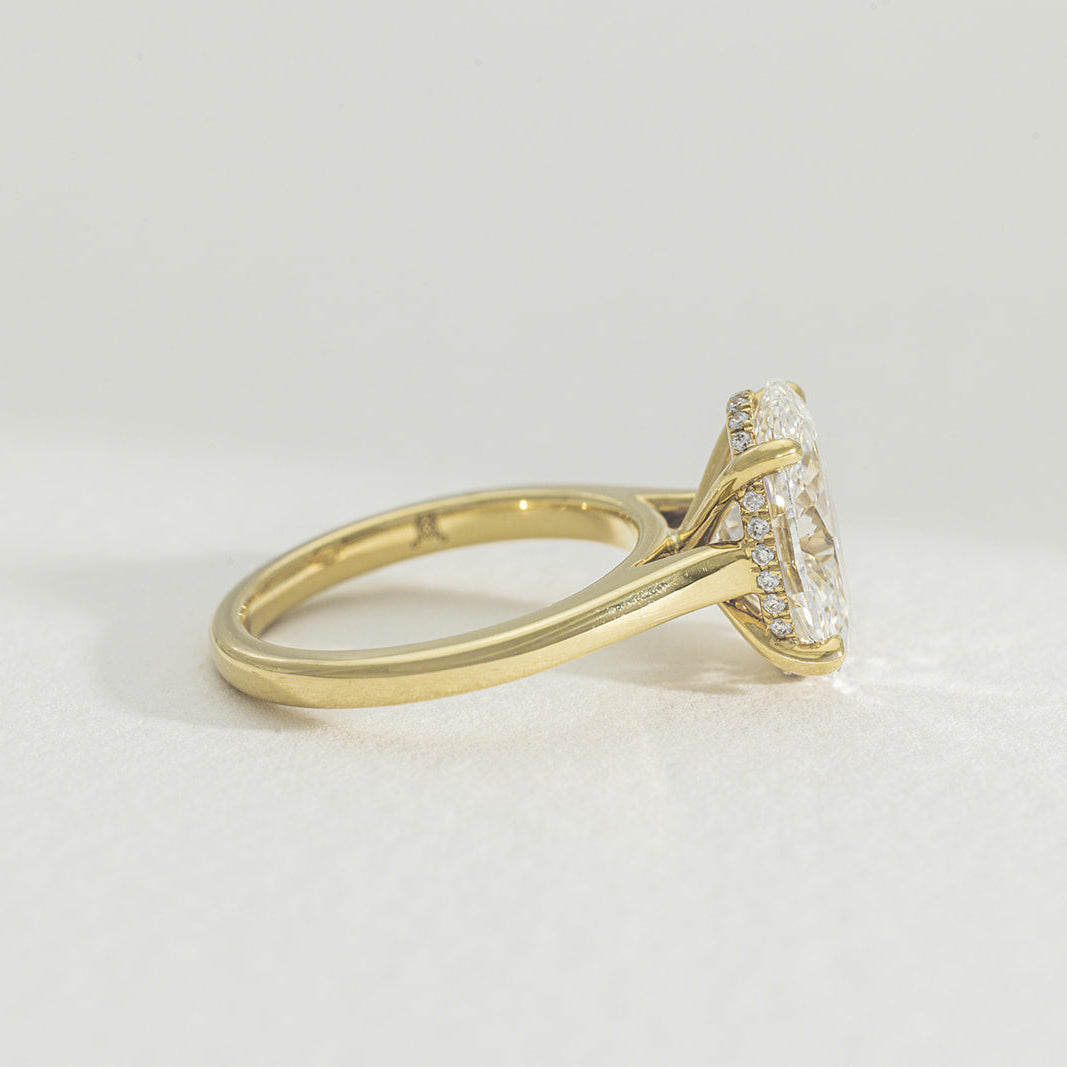 Helena | 4ct Oval Lab Grown Diamond Engagement Ring