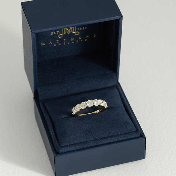 Large Jana | Natural Round Diamond Band