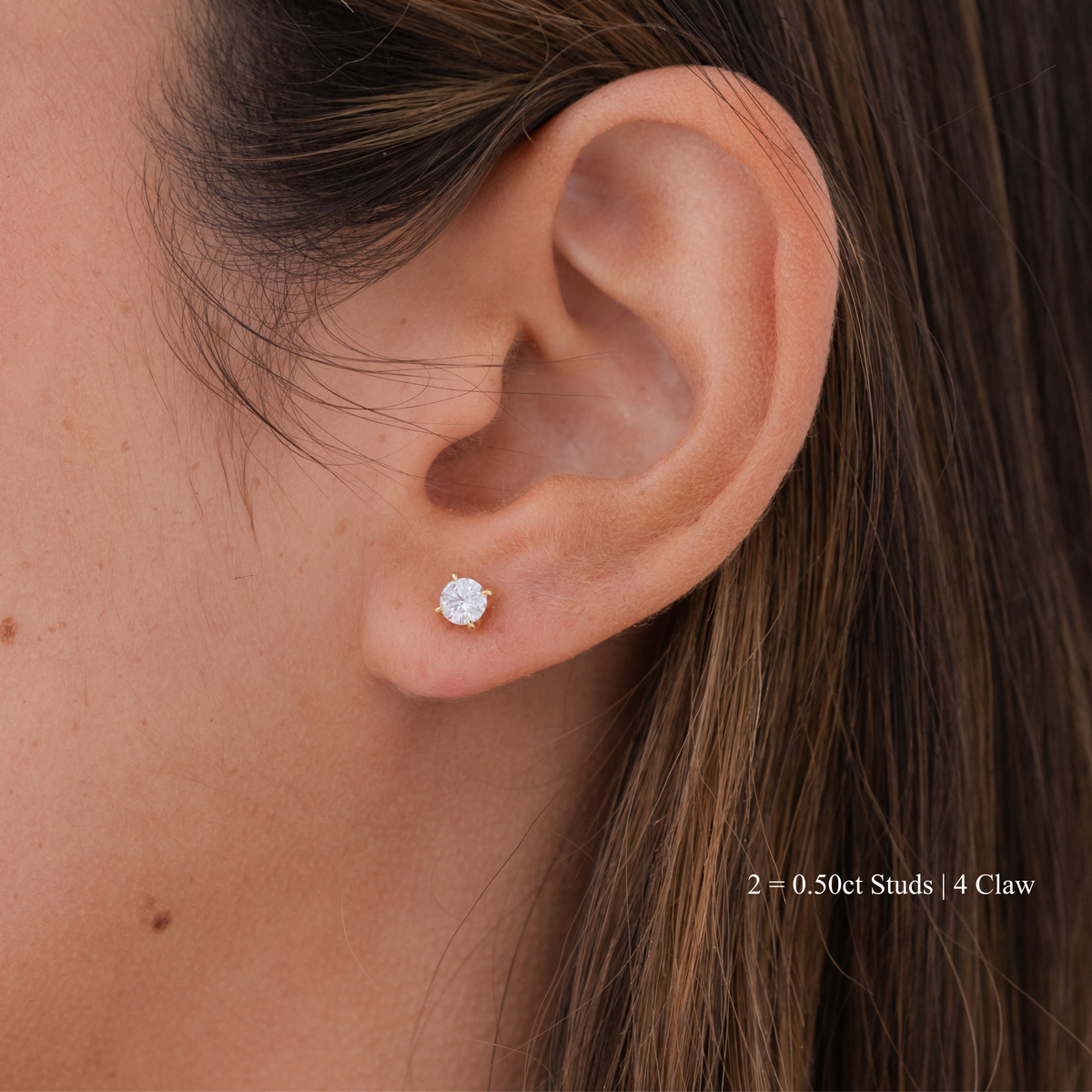 Round Diamond Studs