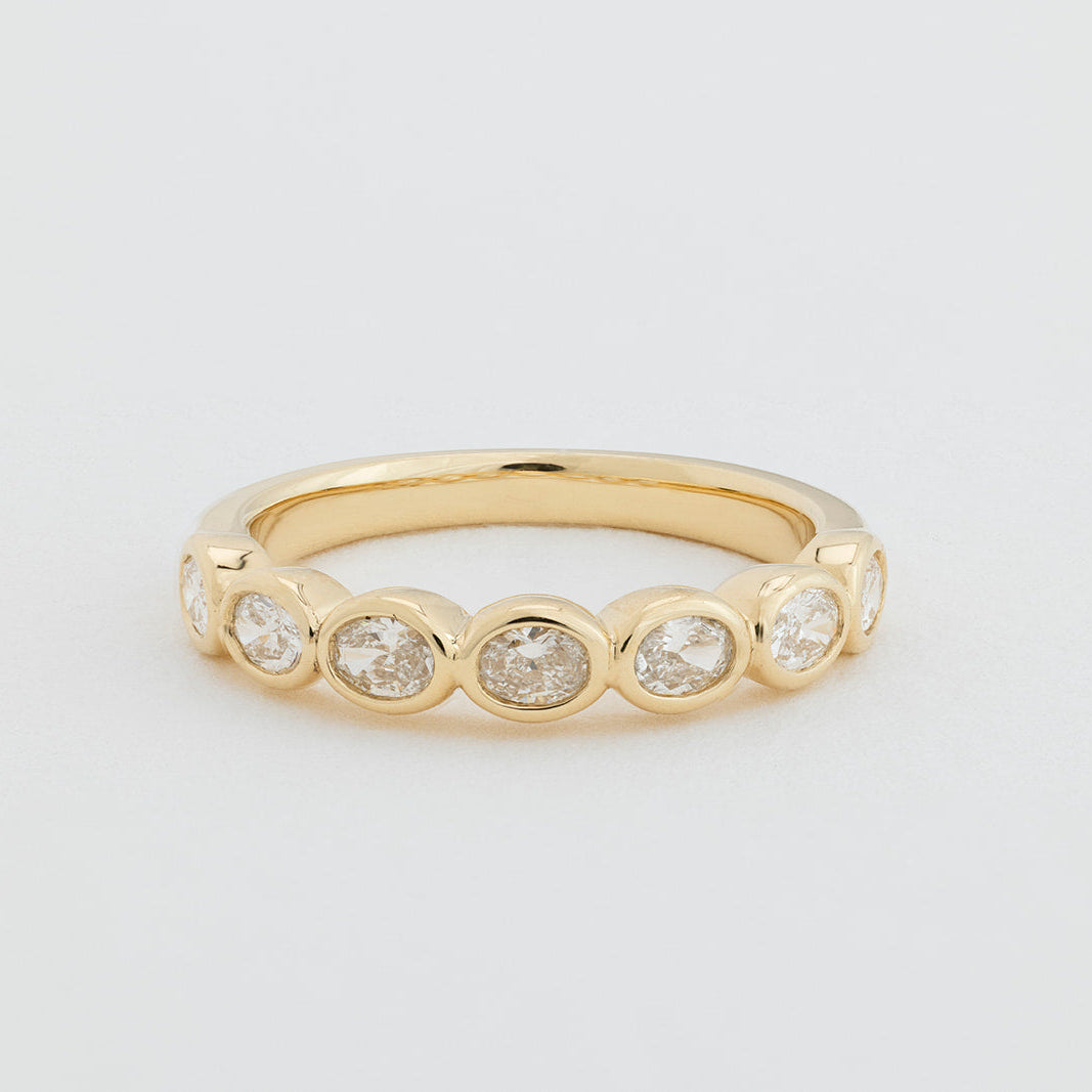 Airlie | Lab Diamond Wedding Ring – Side profile view, Matthews Jewellers Newcastle