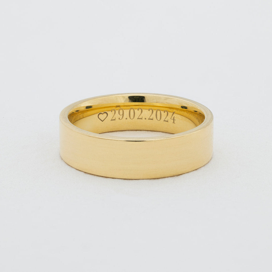 Cigar Band | Lab Diamond Ring – Side profile view, Matthews Jewellers Newcastle