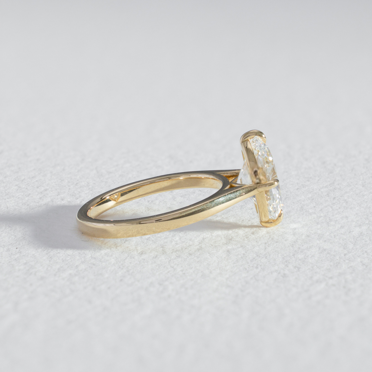 Compass Helena | Oval Diamond Solitaire Engagement Ring