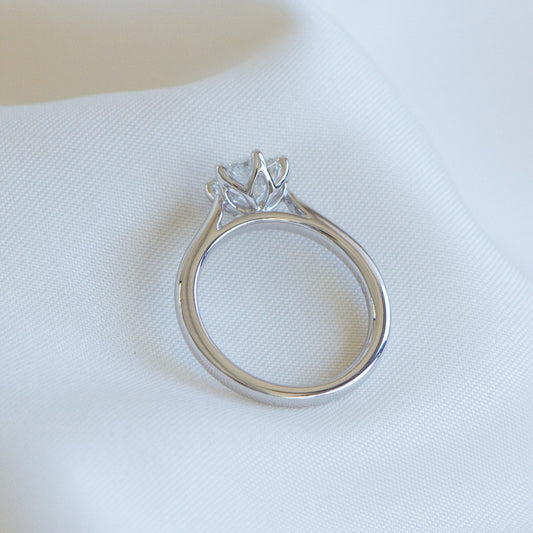 Matthews Jewellers Heritage Dawn 1.20ct GIA-certified natural round brilliant engagement ring, est. 1957