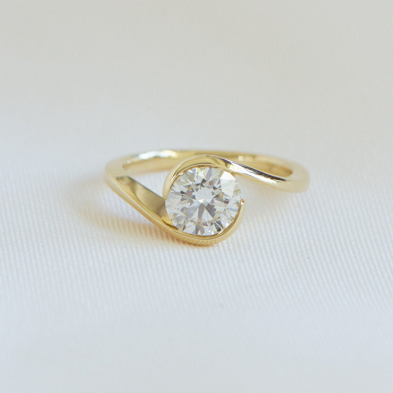 Matthews Jewellers Eva 1.53ct lab grown diamond round brilliant ring, handcrafted since 1957
