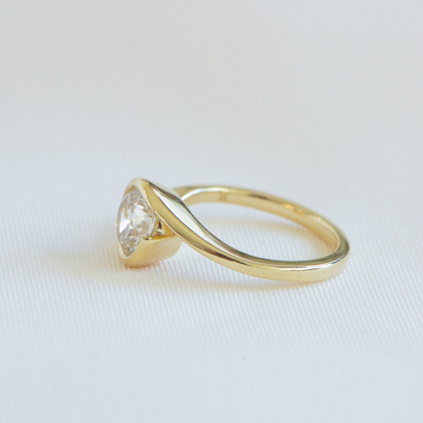 Eva 1.53ct round brilliant lab grown diamond ring, IGI certified, Matthews Jewellers