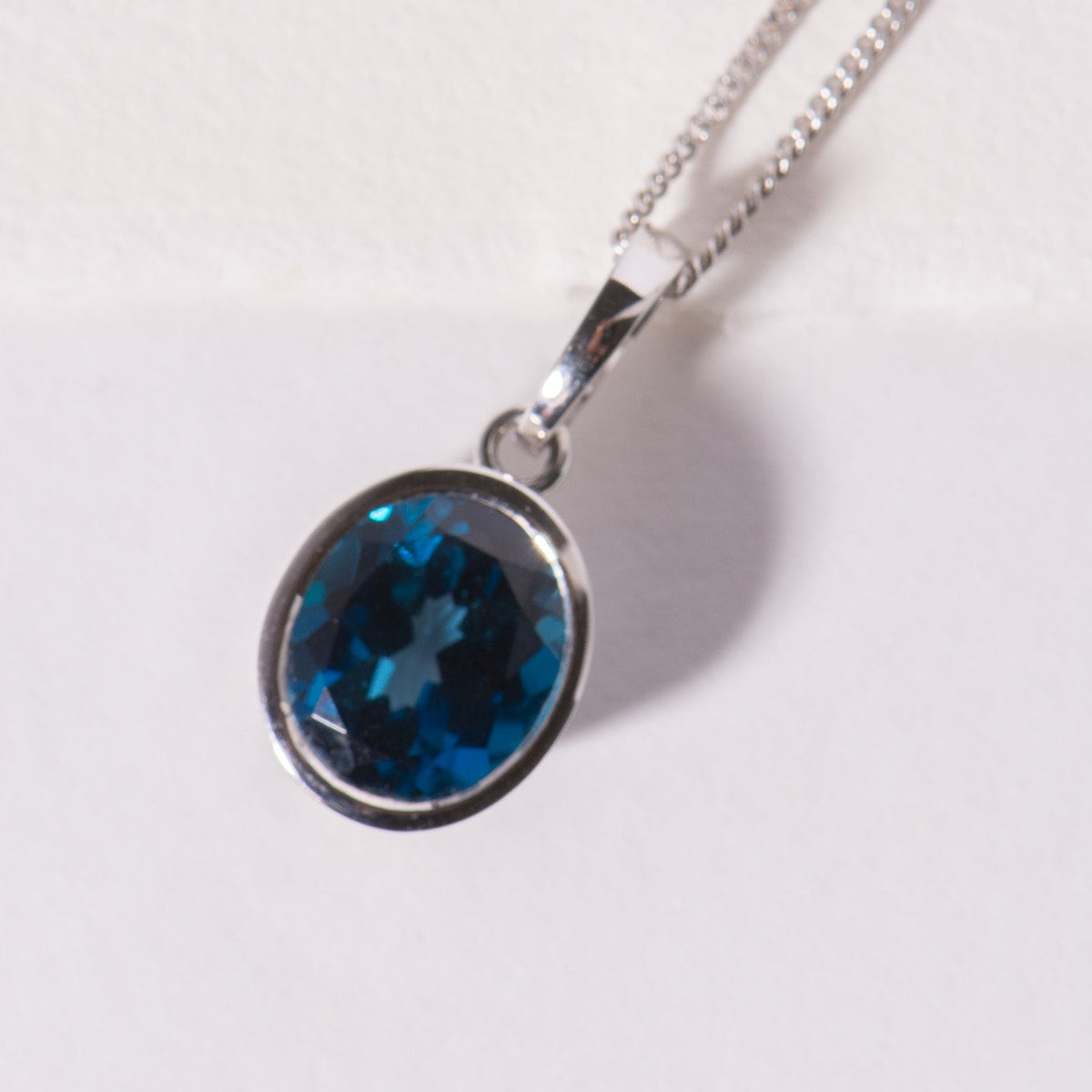 London Blue Topaz Bezel Enhancer
