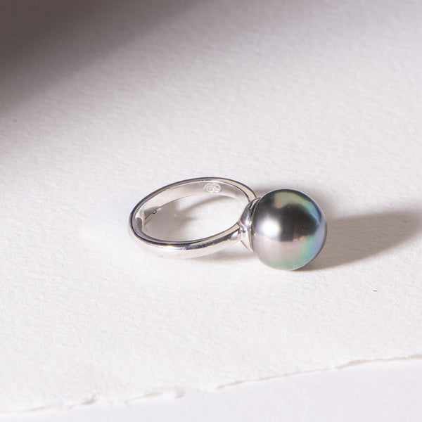 Black Tahitian Pearl Ring