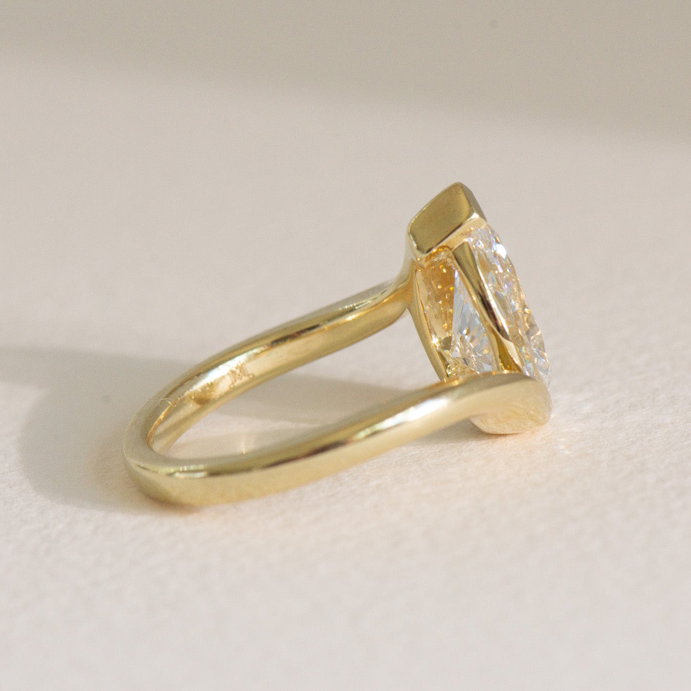 Lola lab grown diamond pear engagement ring in 18k gold, handcrafted by Matthews Jewellers