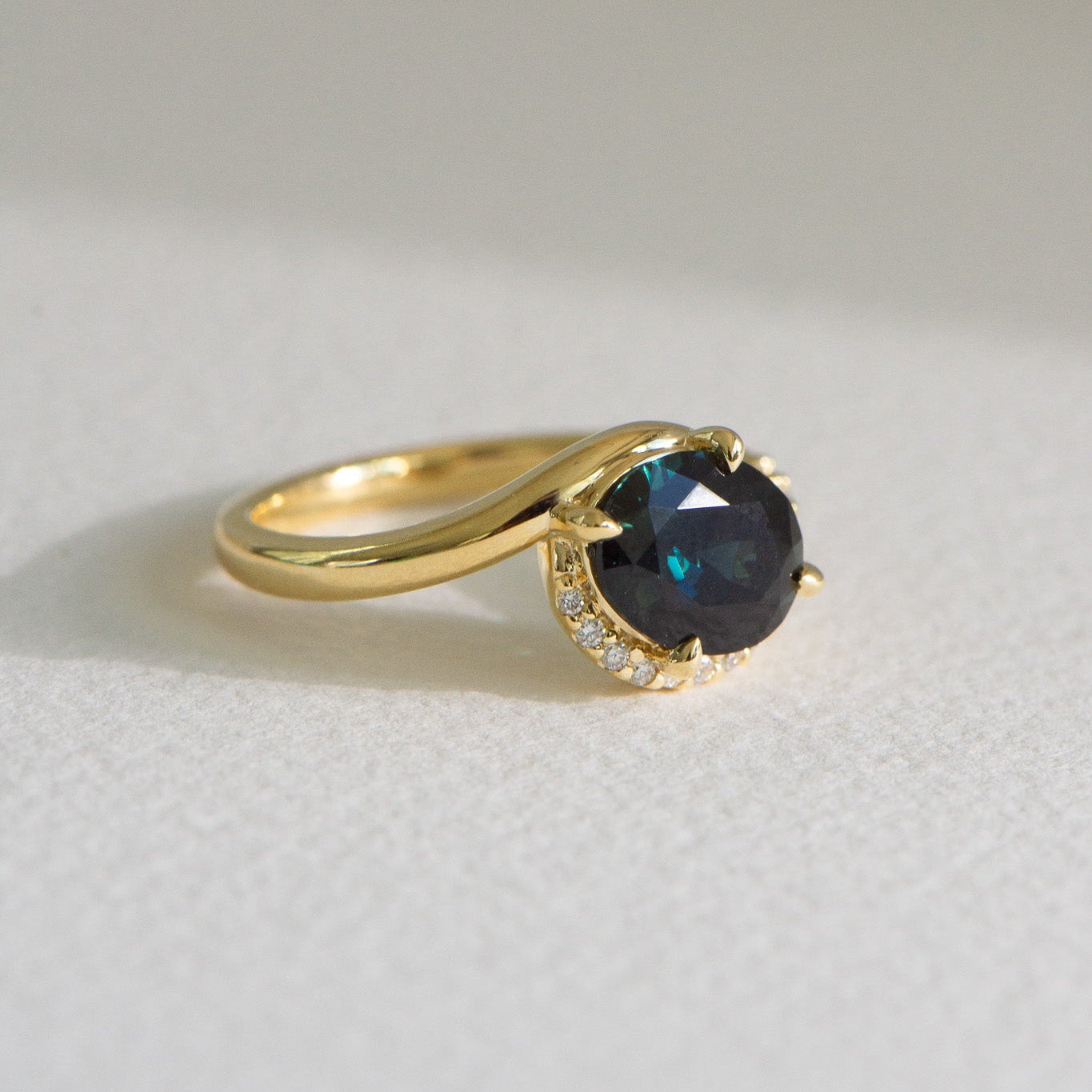 Sapphire Kai | 2.20ct Oval Australian Sapphire Engagement Ring – Side profile view, Matthews Jewellers Newcastle