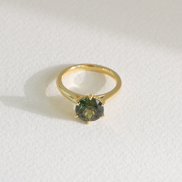 Sapphire Dawn | 2.9ct Round Australian Sapphire Engagement Ring