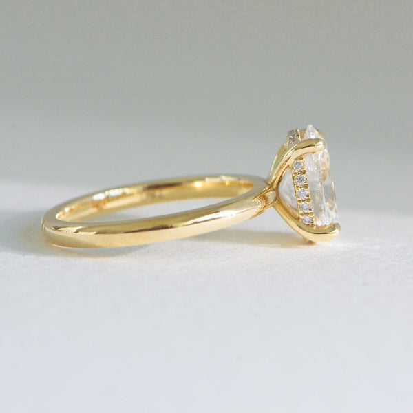 Helena | 2ct Oval Lab Diamond Engagement Ring