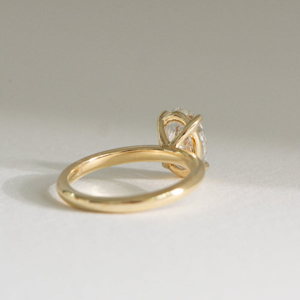 Helena | 2ct Oval Lab Diamond Engagement Ring