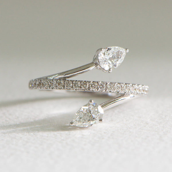 Natural Toi et Moi Diamond Ring