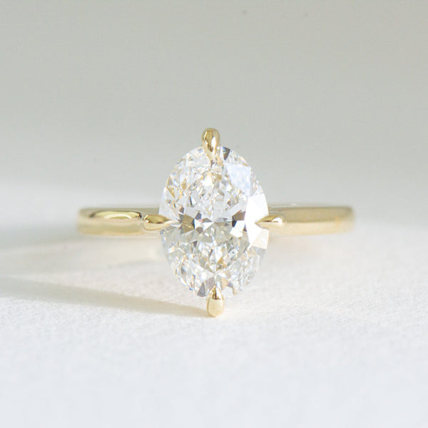 Compass Helena | 2.6ct Oval Diamond Engagement Ring