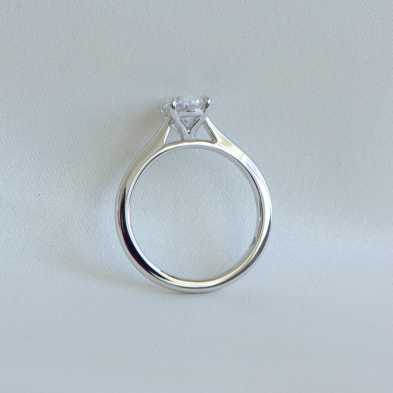 Matthews Jewellers Heritage Helena 1.01ct GIA-certified natural oval engagement ring, est. 1957
