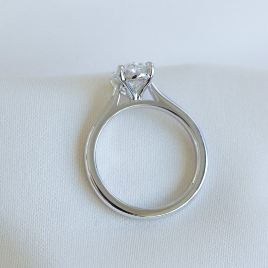 Matthews Jewellers Heritage Helena 1.51ct GIA-certified natural oval engagement ring, est. 1957