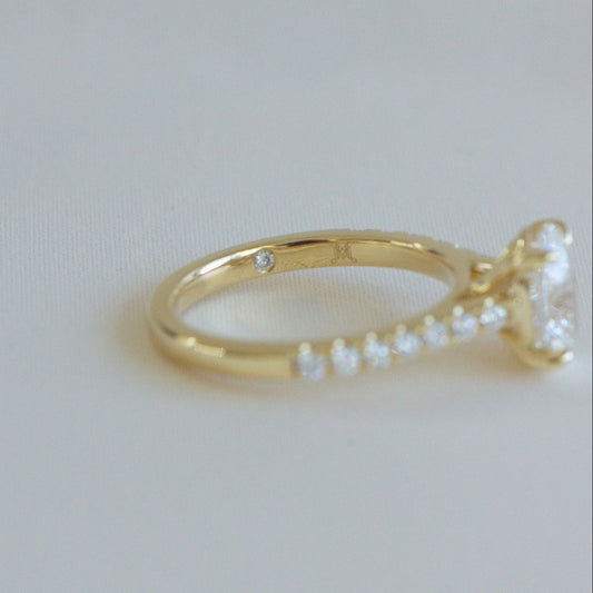 Matthews Jewellers Heritage Helena 1.50ct GIA-certified natural oval engagement ring, est. 1957