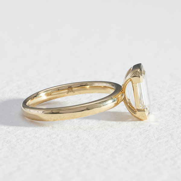 Half Bezel Edith | Emerald Diamond Engagement Ring