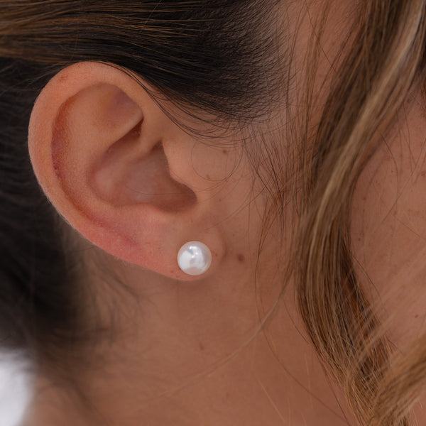 Pearl Studs