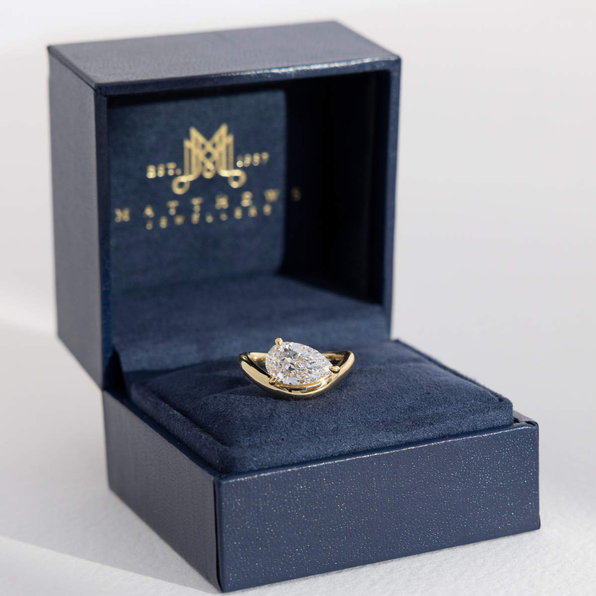Ismae | Pear Diamond Wave Engagement Ring