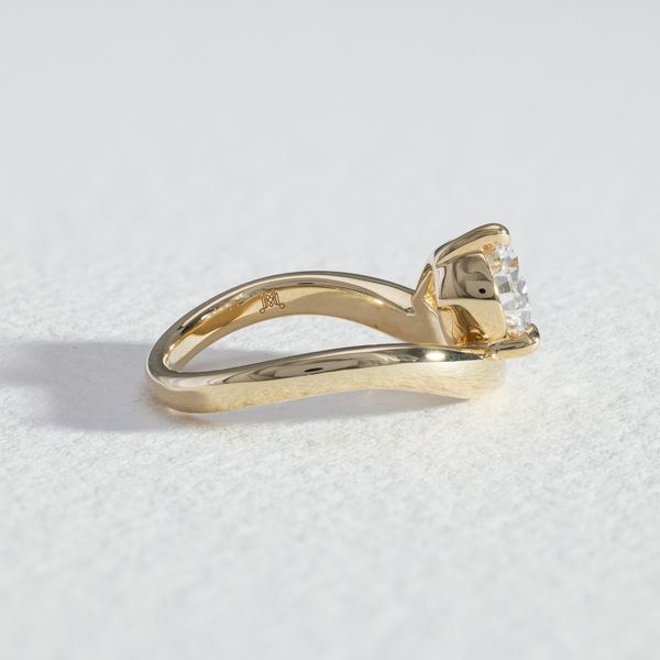 Ismae | Pear Diamond Wave Engagement Ring