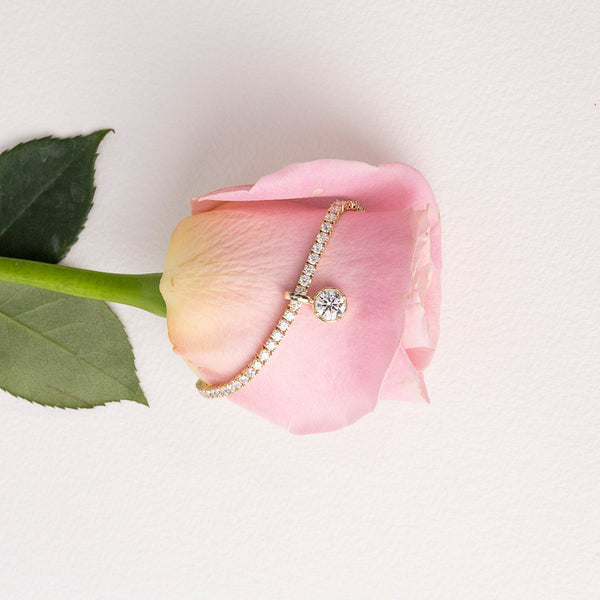 Allure Round Diamond Enhancer