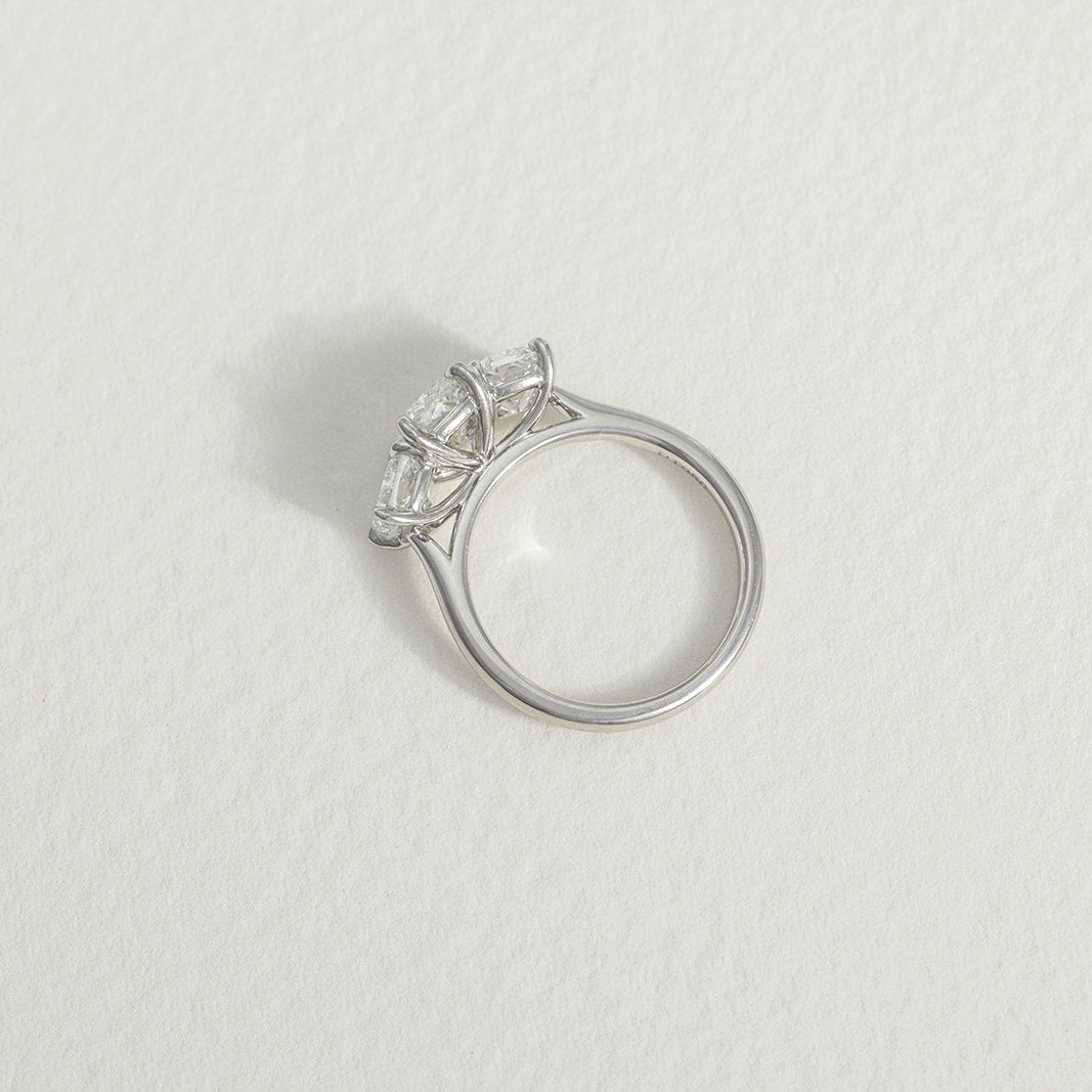 Gia | 3.5ct Elongated Cushion Lab Grown Diamond Engagement Ring