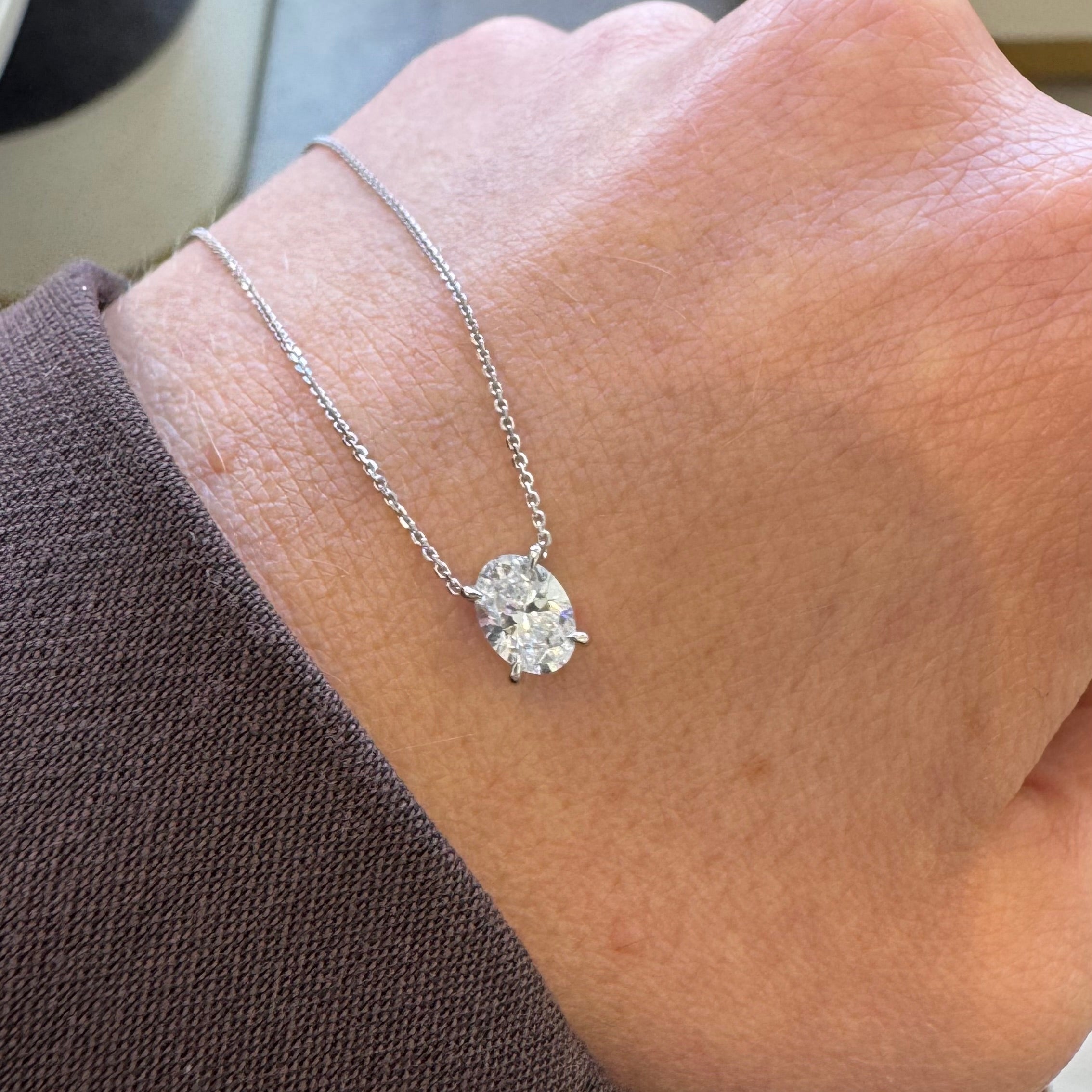 0.70ct Oval Diamond Pendant | R2W