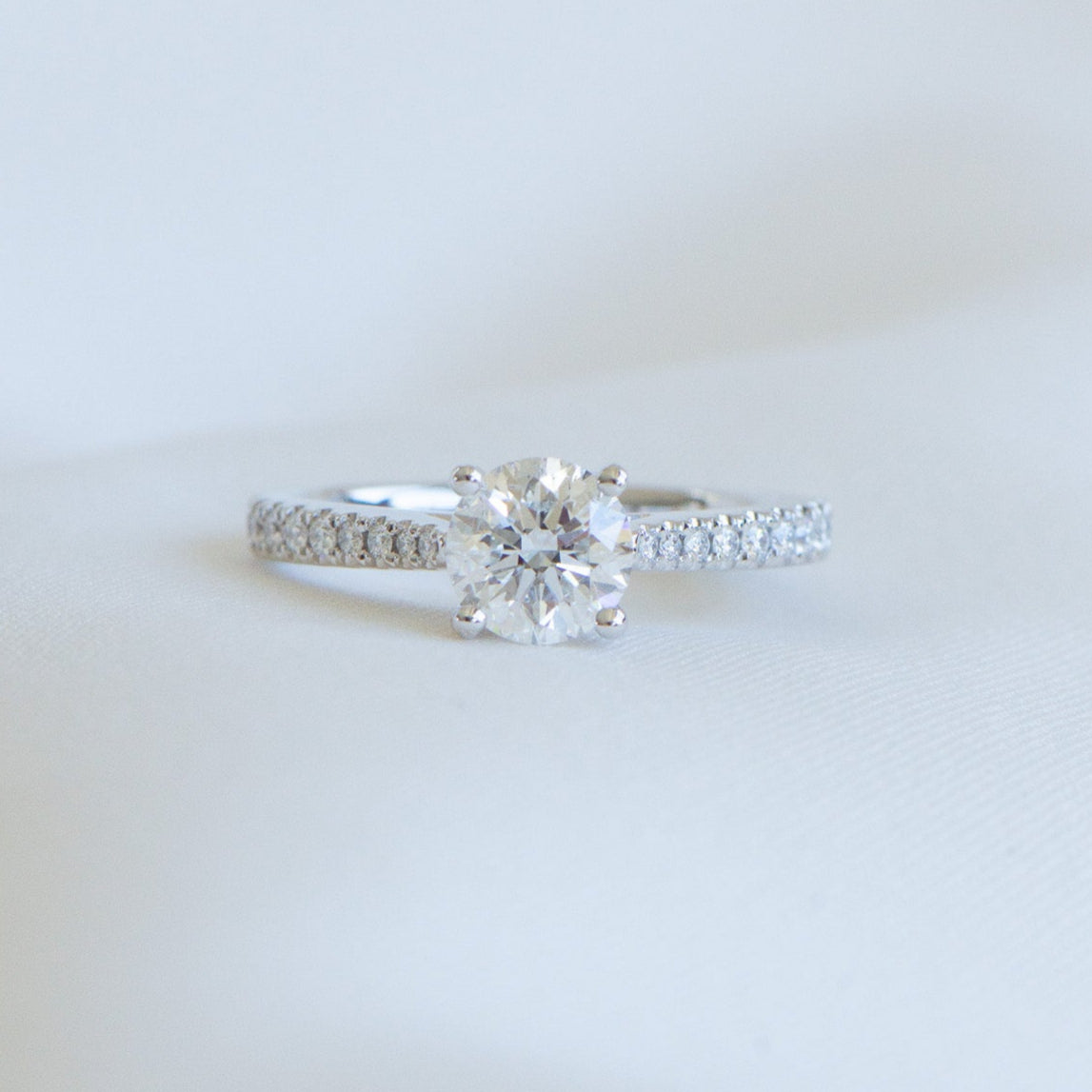 Heritage Vera 1.08ct natural diamond round brilliant ring in 18k gold, Matthews Jewellers Newcastle