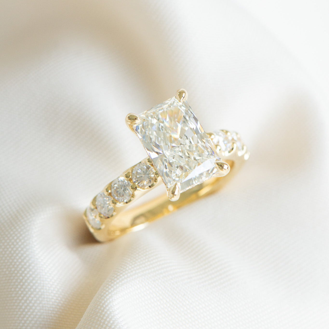 Sofia | 3.03ct Radiant Engagement Ring with Hidden Halo