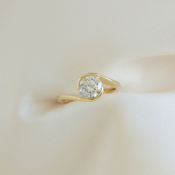 Eva | 1.53ct Round Lab Diamond Engagement Ring