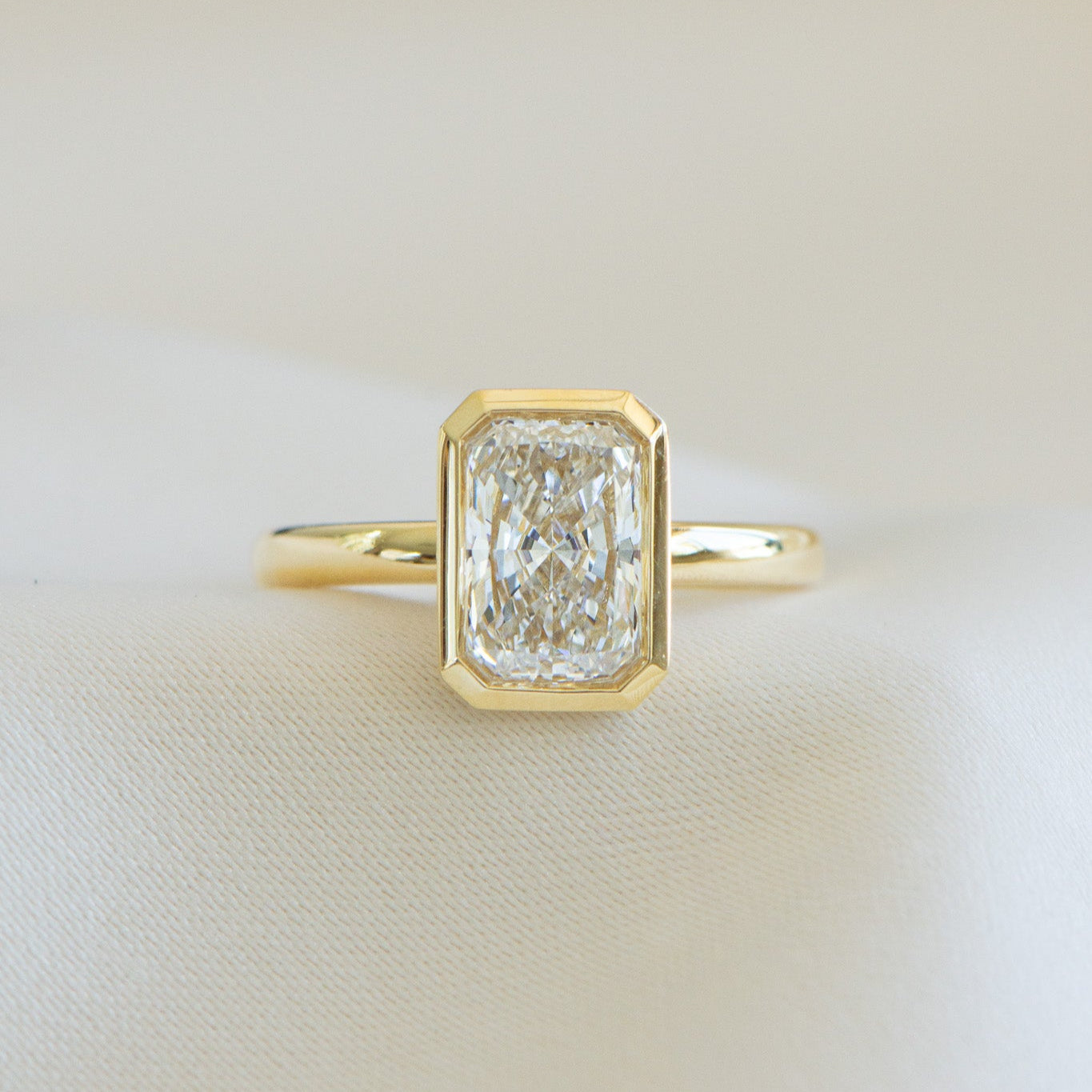 Sofia | 2.21ct Radiant Lab Diamond Engagement Ring