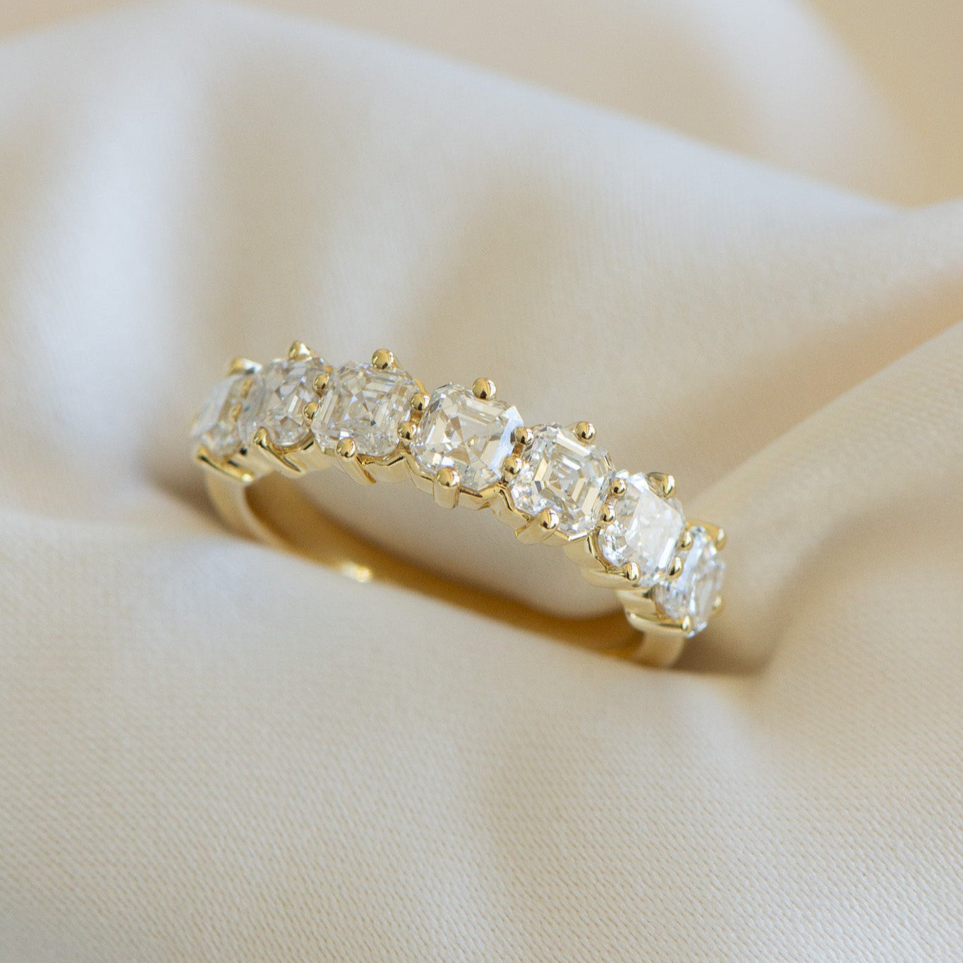 Ascher | Asscher Cut Diamond Ring