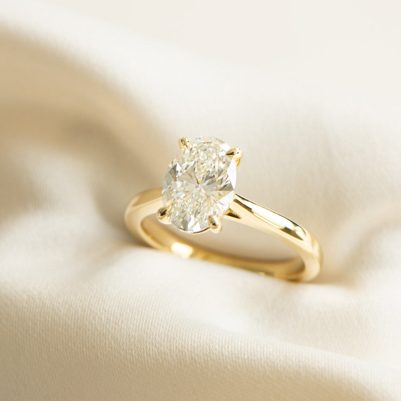 Helena | 2.09ct Oval Engagement Ring