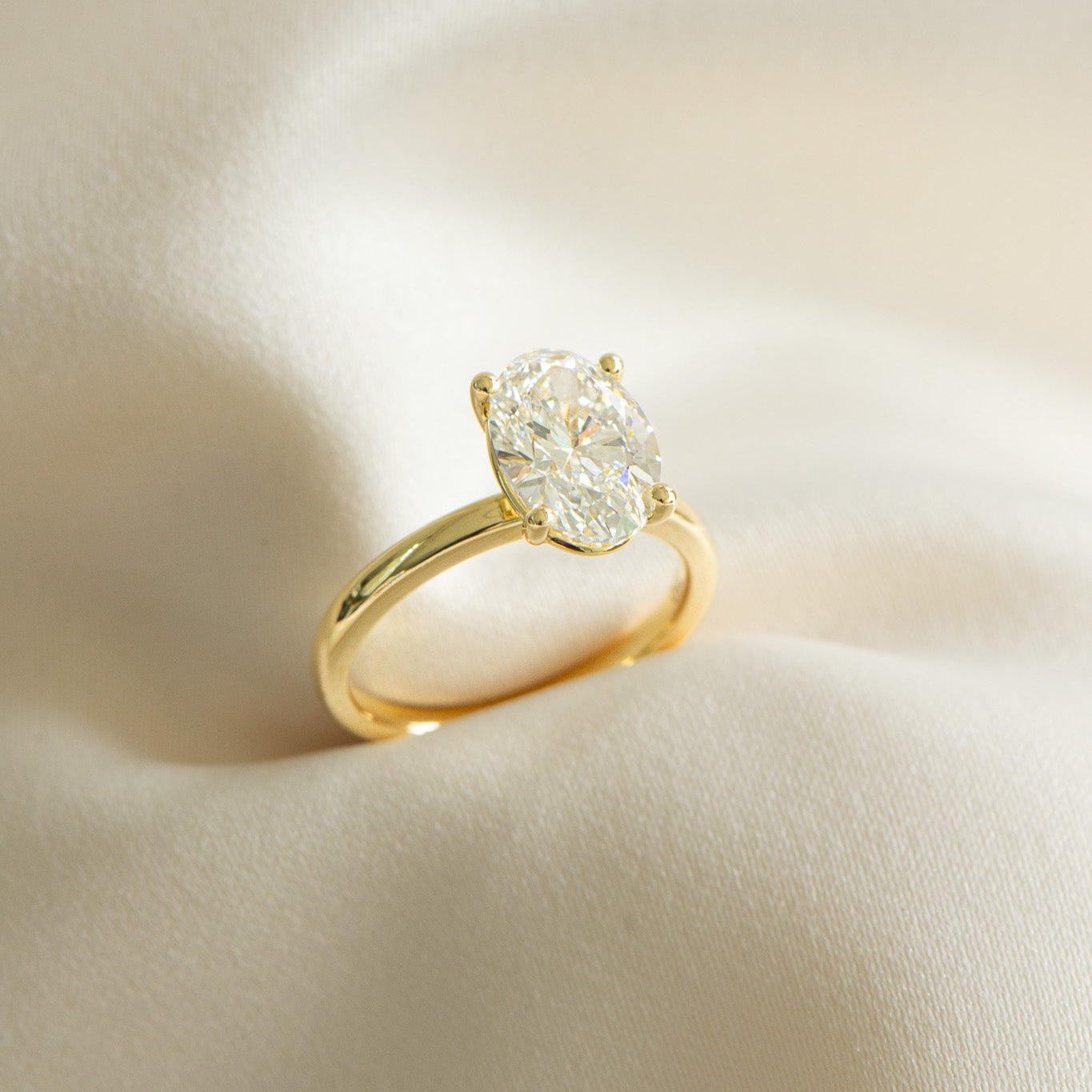Helena | 2.67ct Oval Engagement Ring