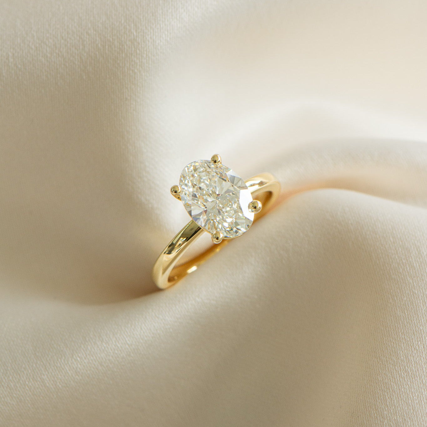 Helena | 2.67ct Oval Engagement Ring