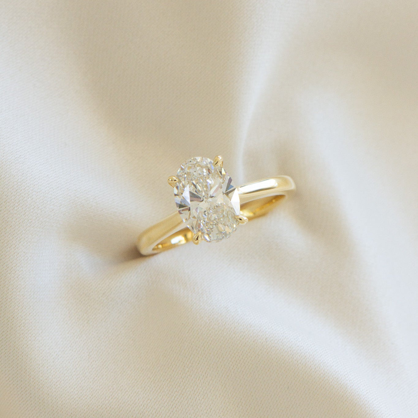 Helena | 2.09ct Oval Engagement Ring