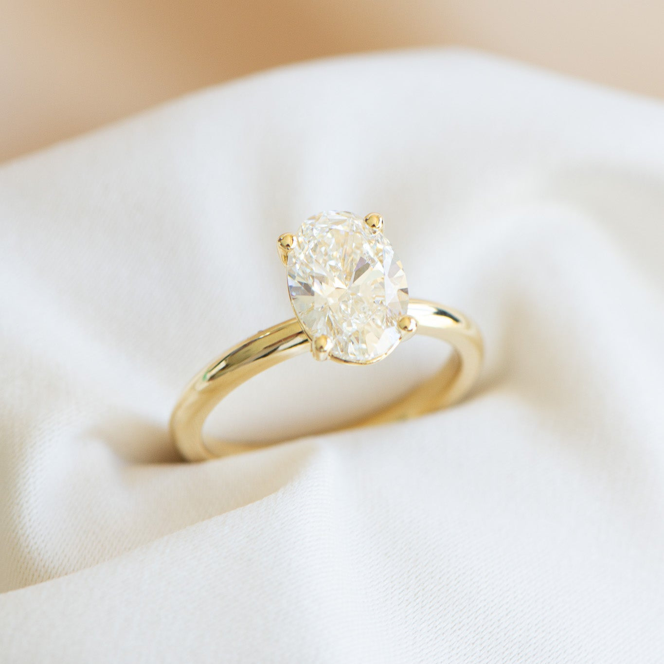 Helena | 2.56ct Oval Engagement Ring