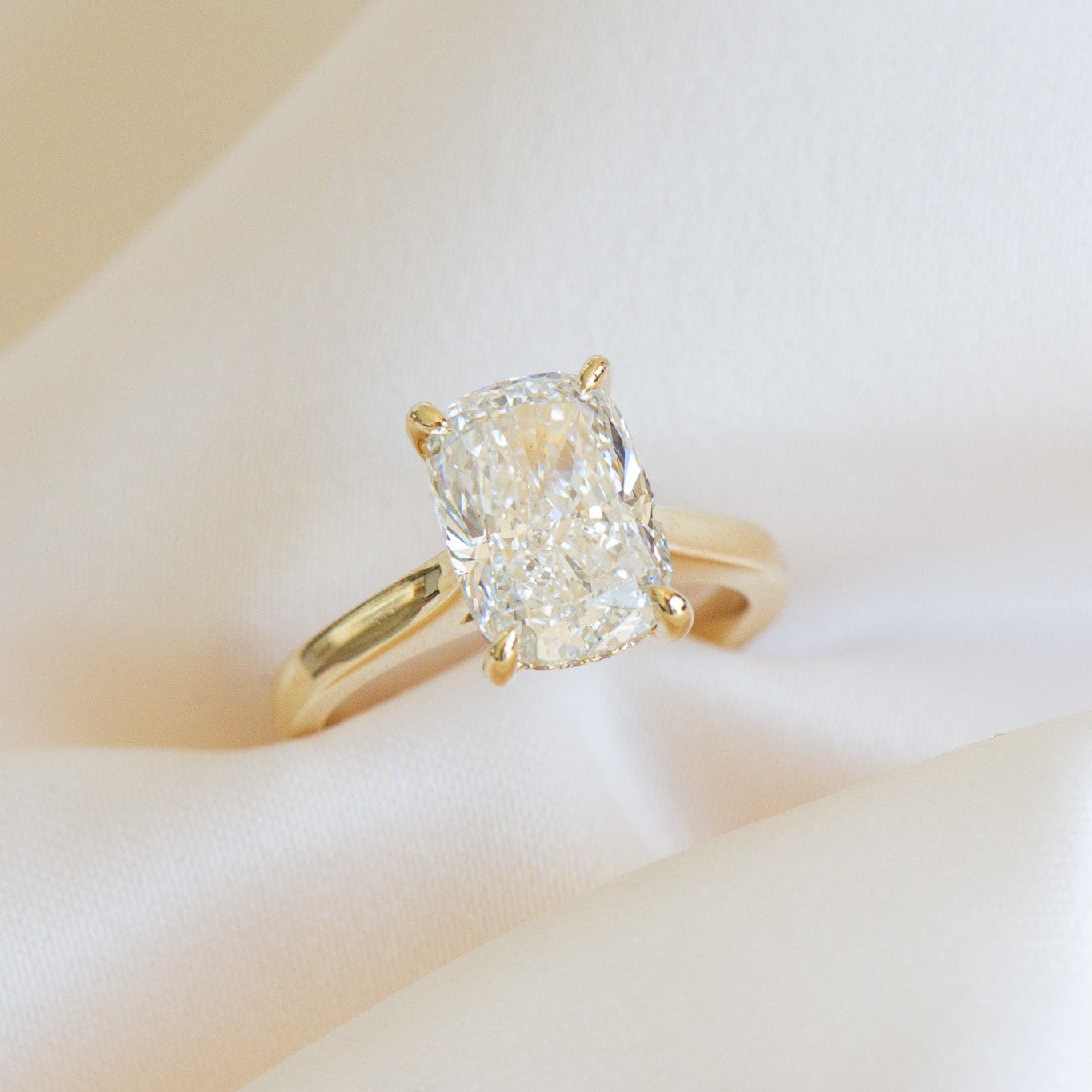 Elora | 4ct Elongated Cushion Engagement Ring