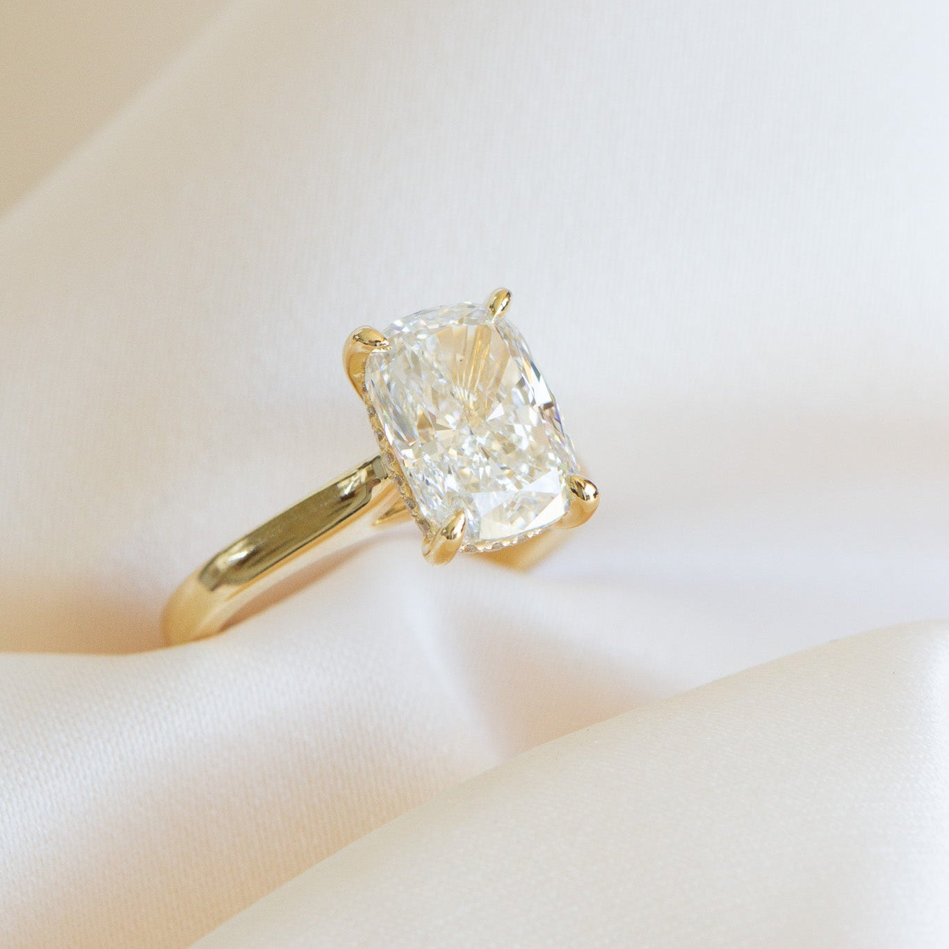 Elora | 4ct Elongated Cushion Engagement Ring