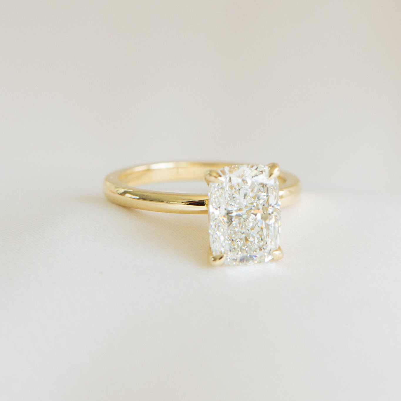 Elora | 3.04ct Elongated Cushion Engagement Ring