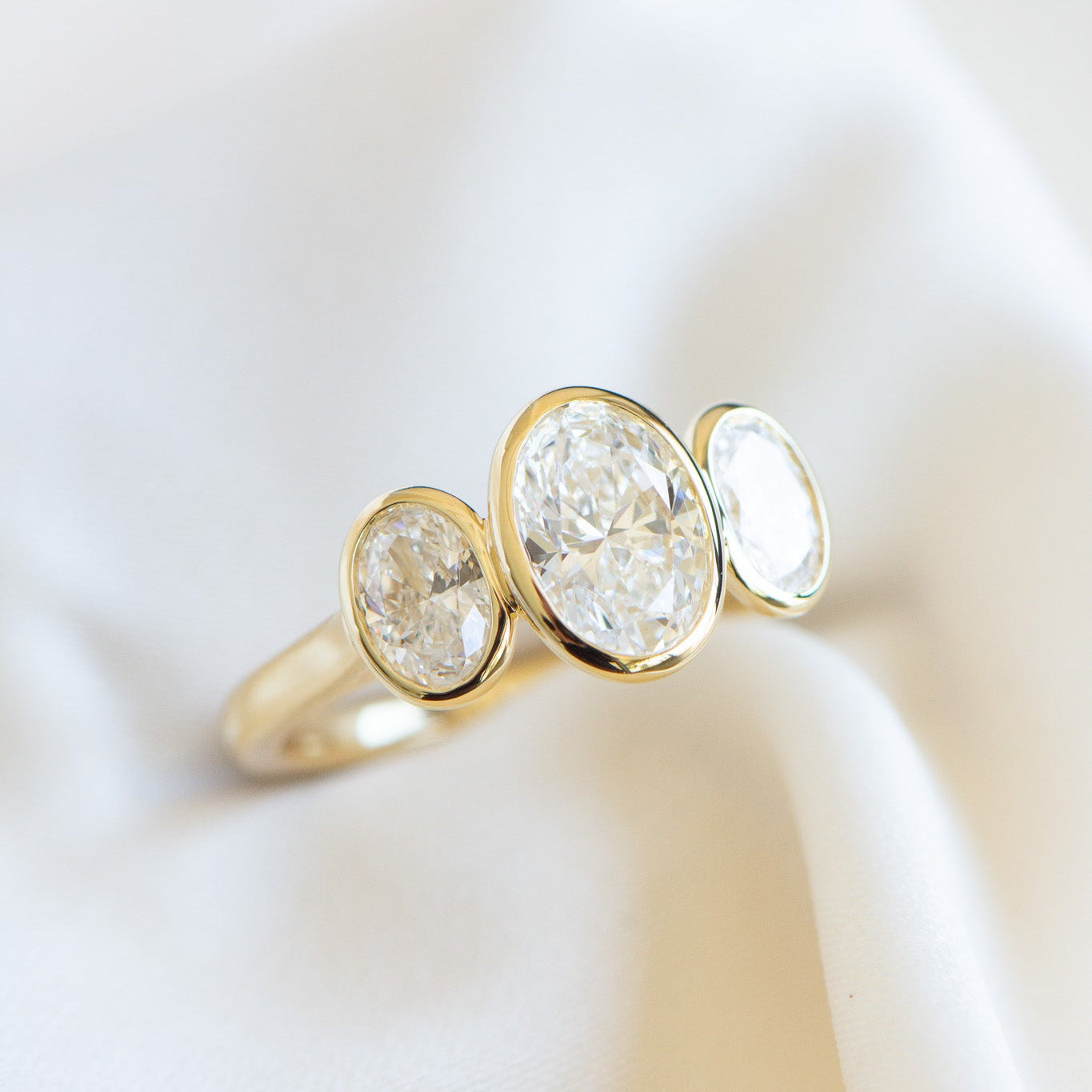 Mae | 2.19ct Bezel Three Stone Oval Engagement Ring