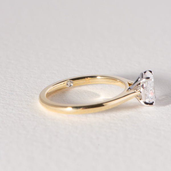 Helena | 1ct Oval Natural Diamond Engagement Ring