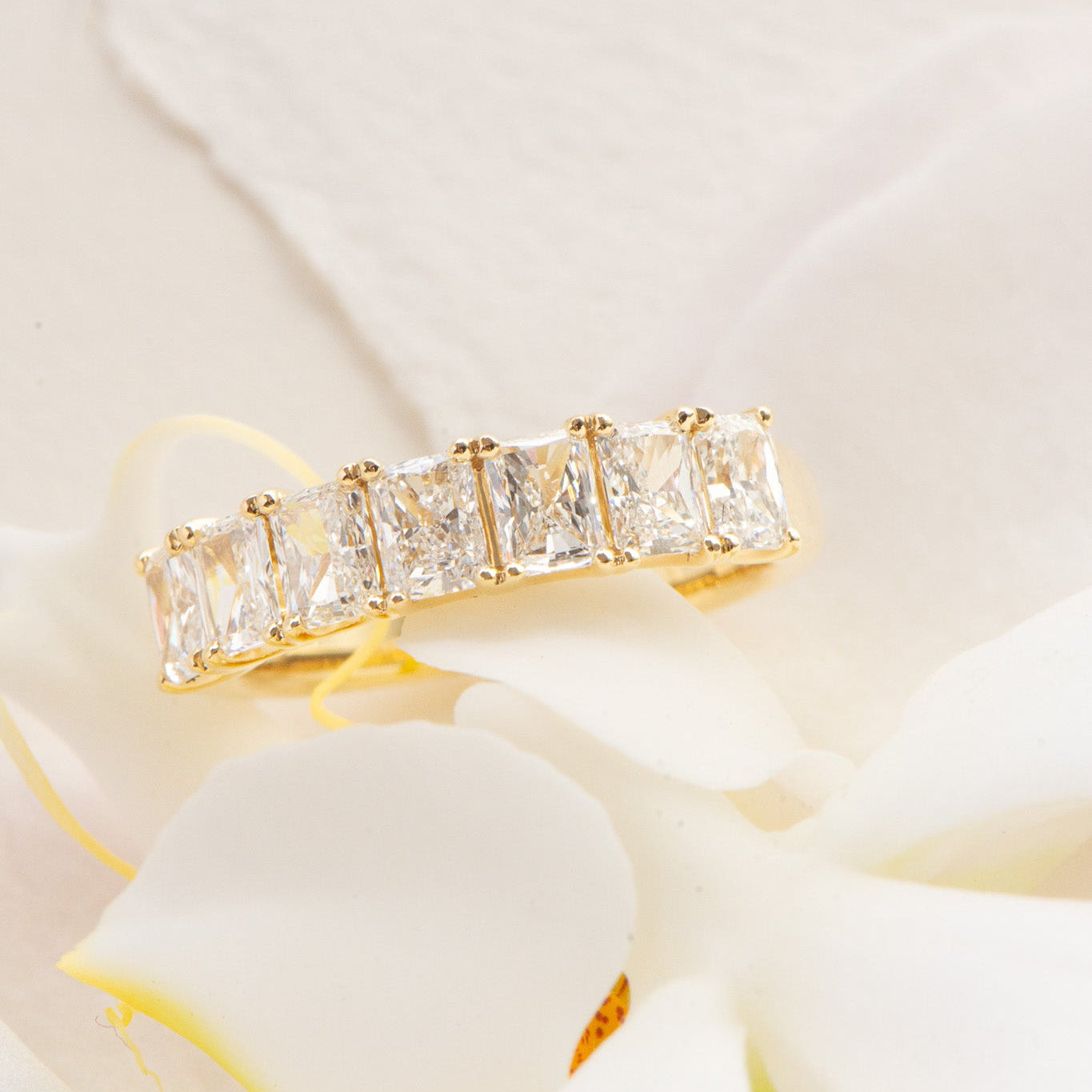 Medium Roma | Elongated Radiant Cut Wedding Ring