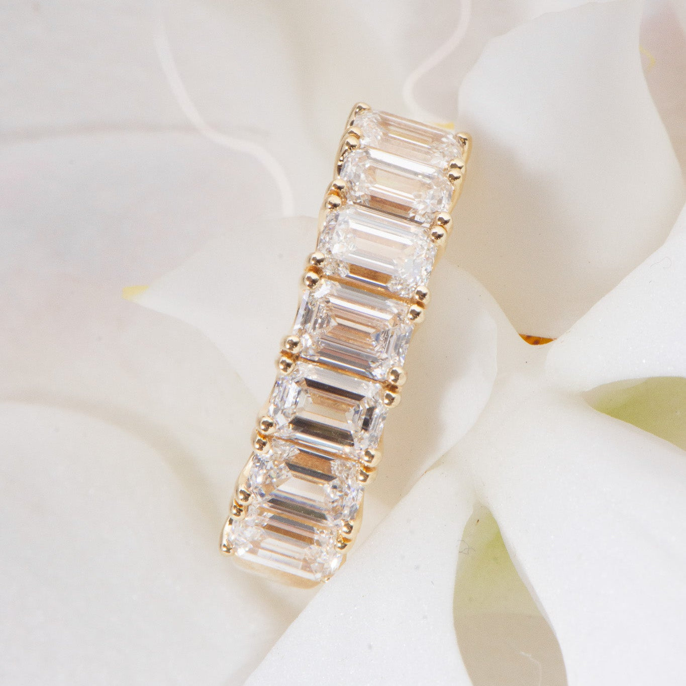 Large Edith | Emerald Cut Wedding Ring