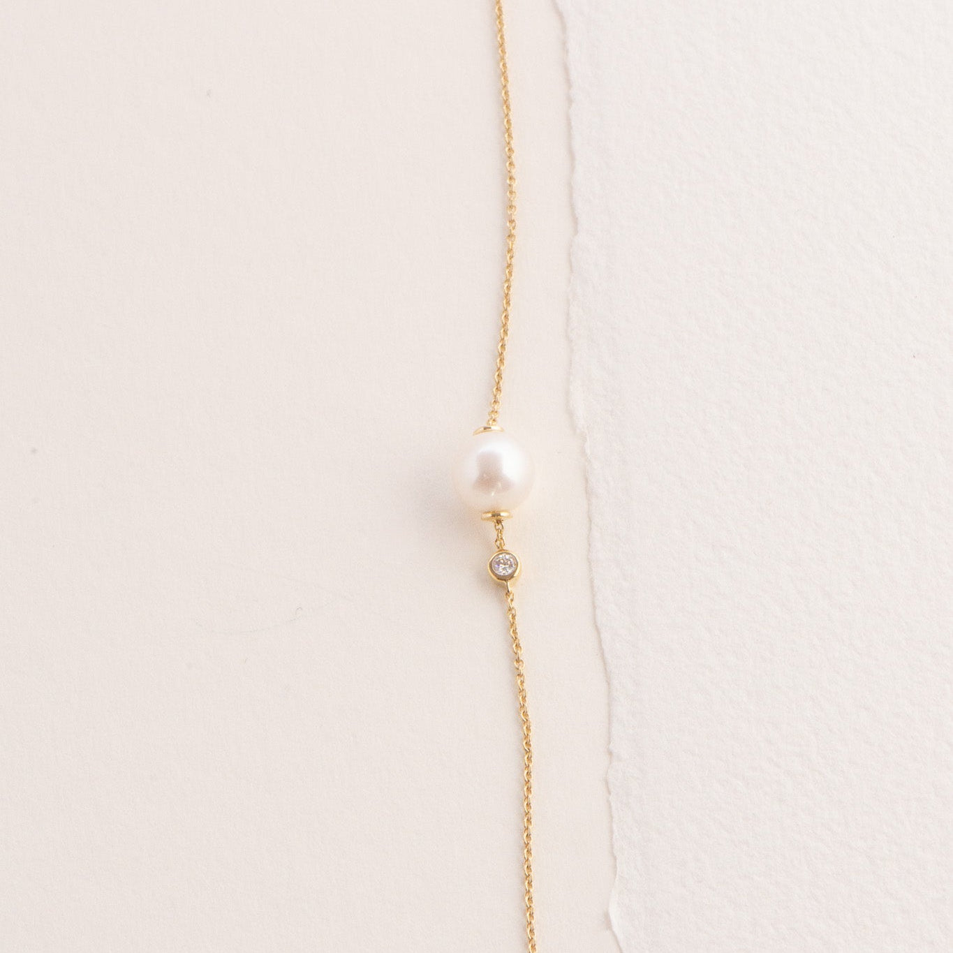 Single Pearl and Diamond Bracelet | R2W