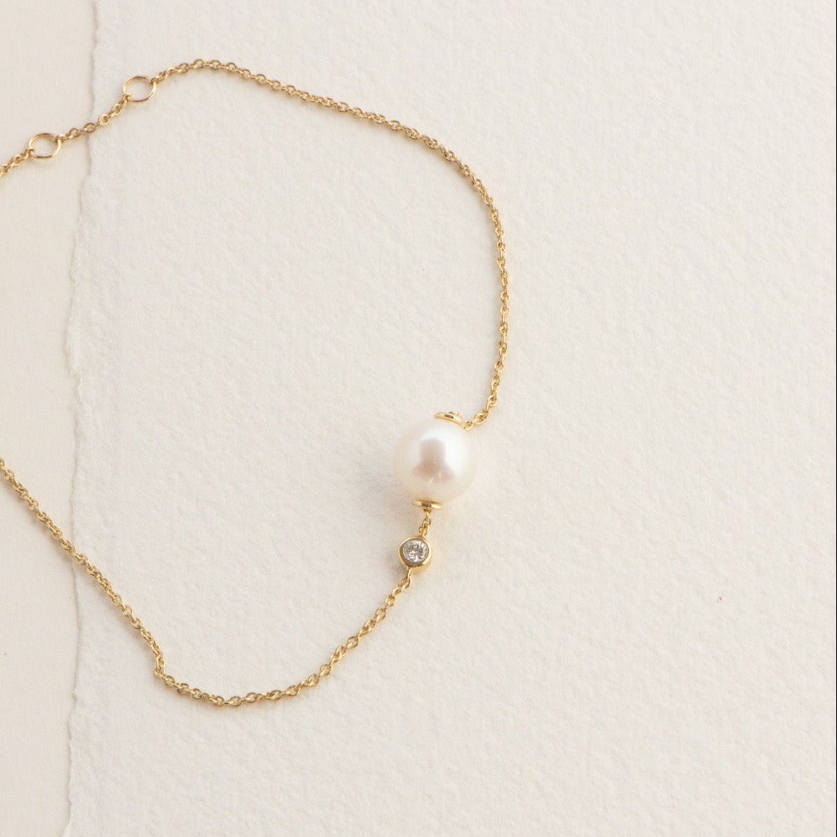Single Pearl and Diamond Bracelet | R2W