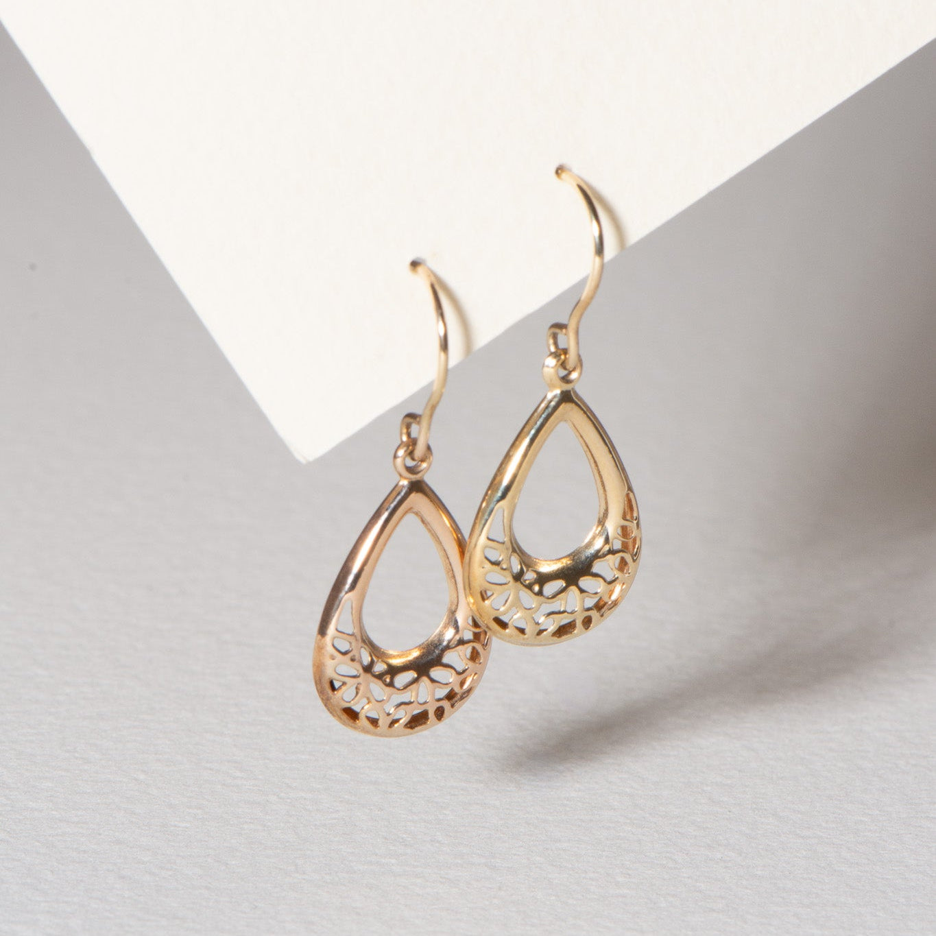 9k Yellow Gold Teardrop Hoops