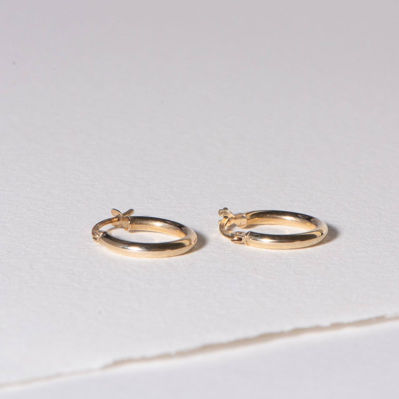 Gold Italian Hoop Earrings 13mm