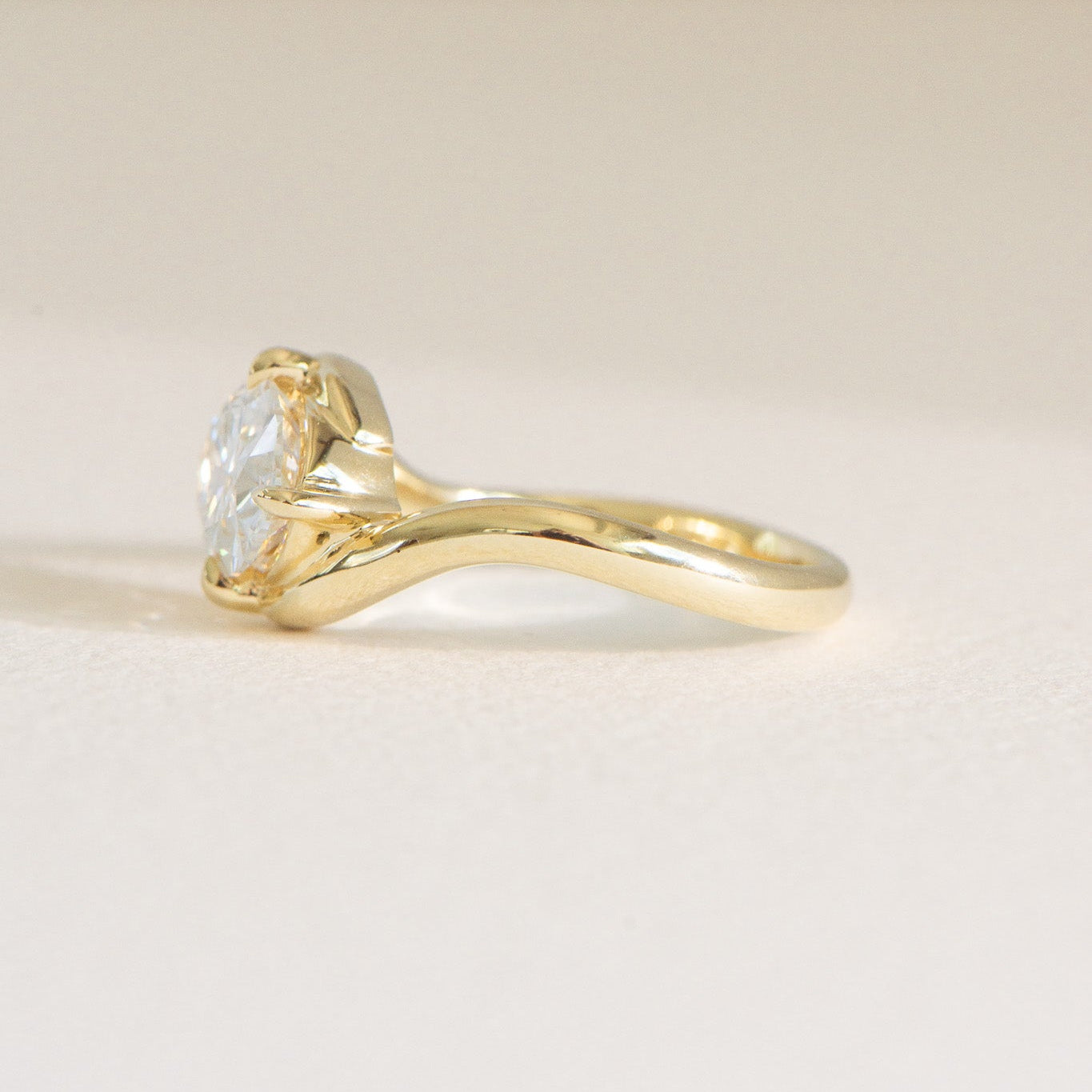 Kai 2.04ct lab grown diamond east west engagement ring in 18k gold, Matthews Jewellers Newcastle